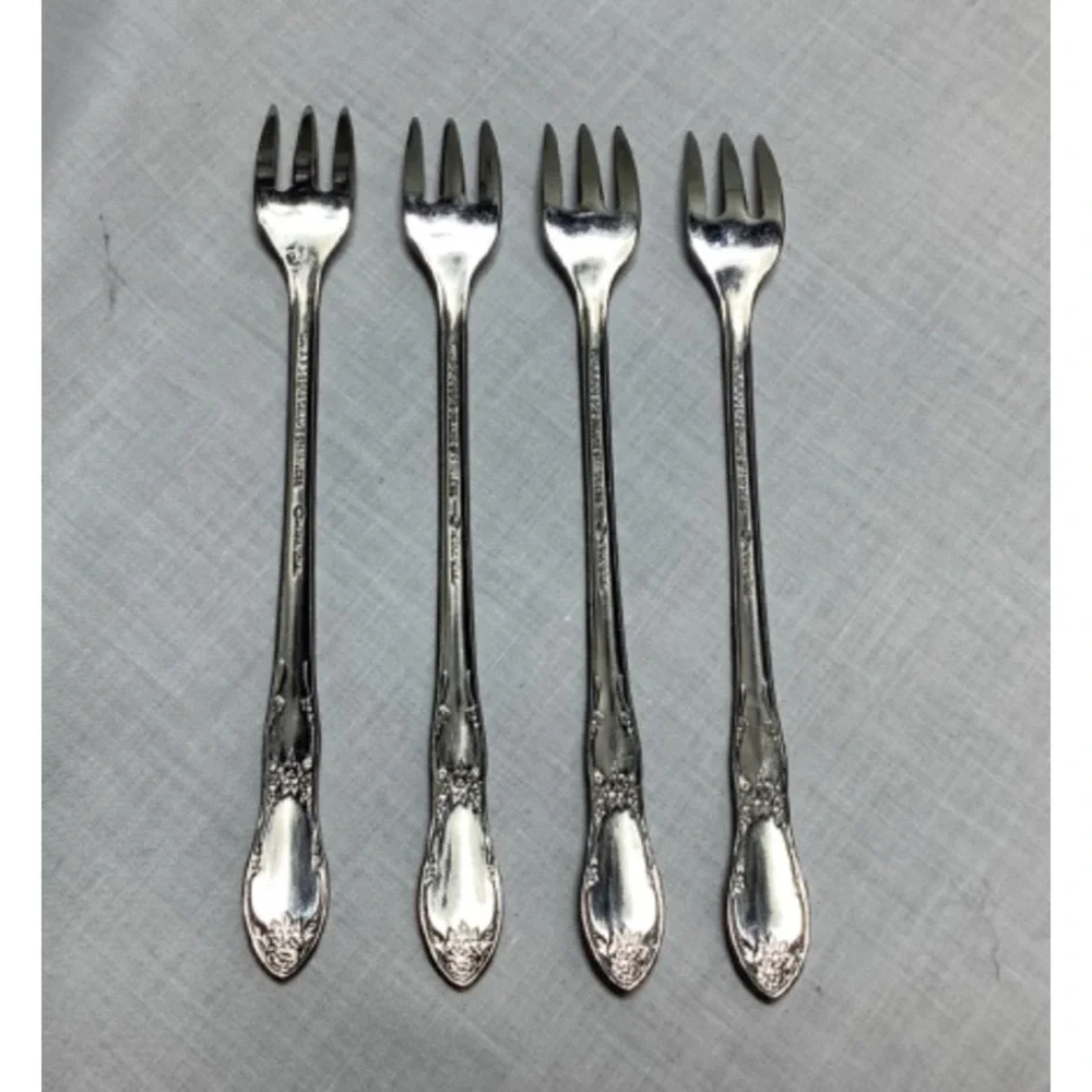 Oneida Ltd Fenway Daydream Wm A Rogers Stainless Steel Flatware Mixed Lot 25 pcs